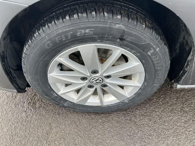 used 2018 Volkswagen Golf SportWagen car, priced at $10,402