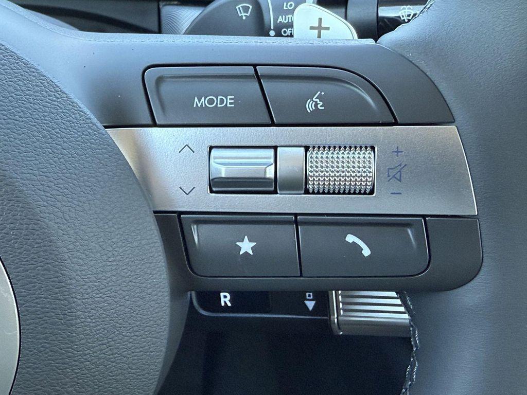 new 2025 Hyundai Sonata Hybrid car, priced at $37,622