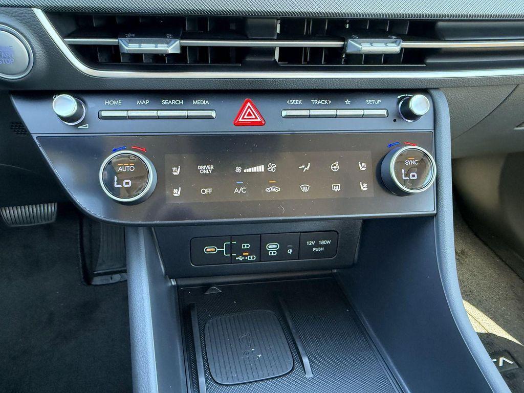 new 2025 Hyundai Sonata Hybrid car, priced at $37,622