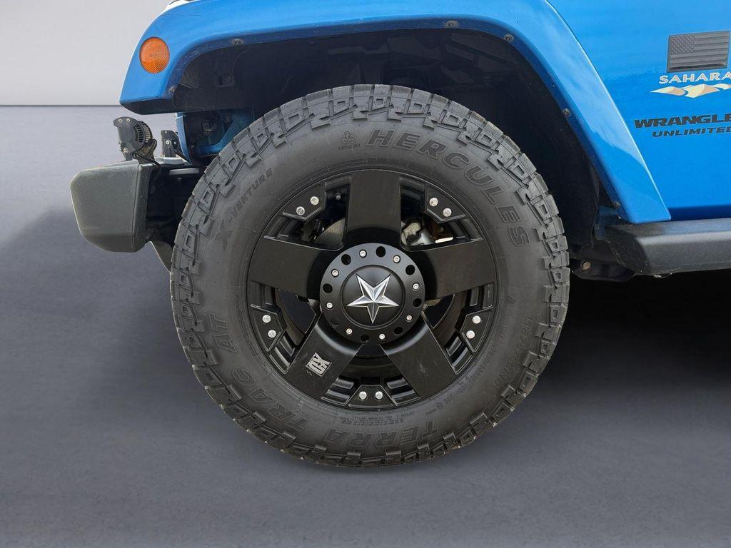 used 2015 Jeep Wrangler Unlimited car, priced at $17,994