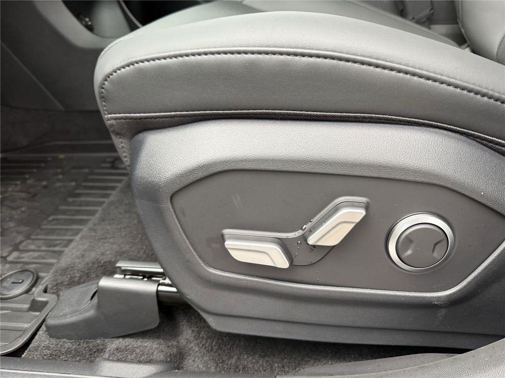 new 2025 Hyundai Santa Fe car, priced at $41,334