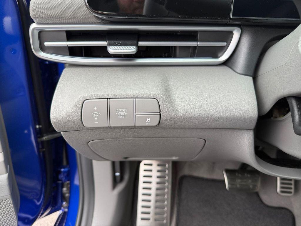 new 2026 Hyundai ELANTRA HEV car, priced at $28,620