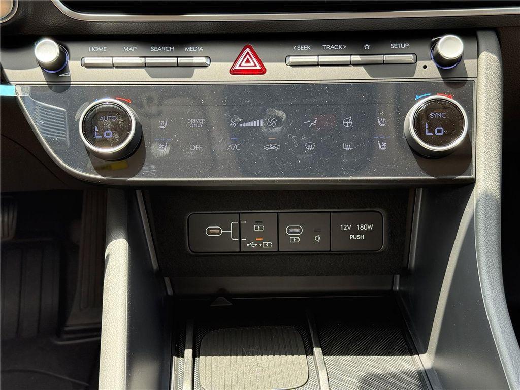 new 2025 Hyundai Sonata Hybrid car, priced at $38,087