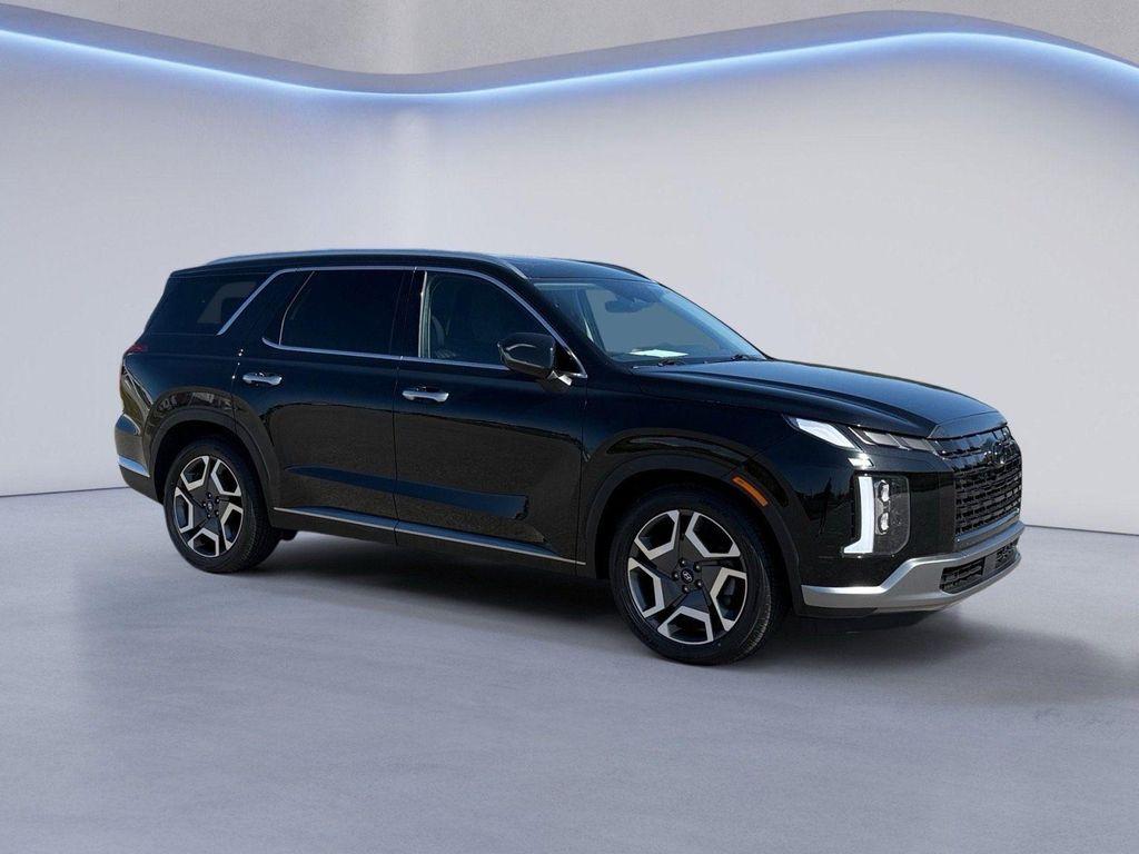 used 2024 Hyundai Palisade car, priced at $40,459