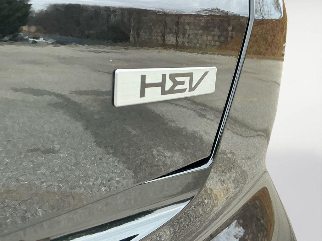 used 2023 Kia Sorento Hybrid car, priced at $27,500