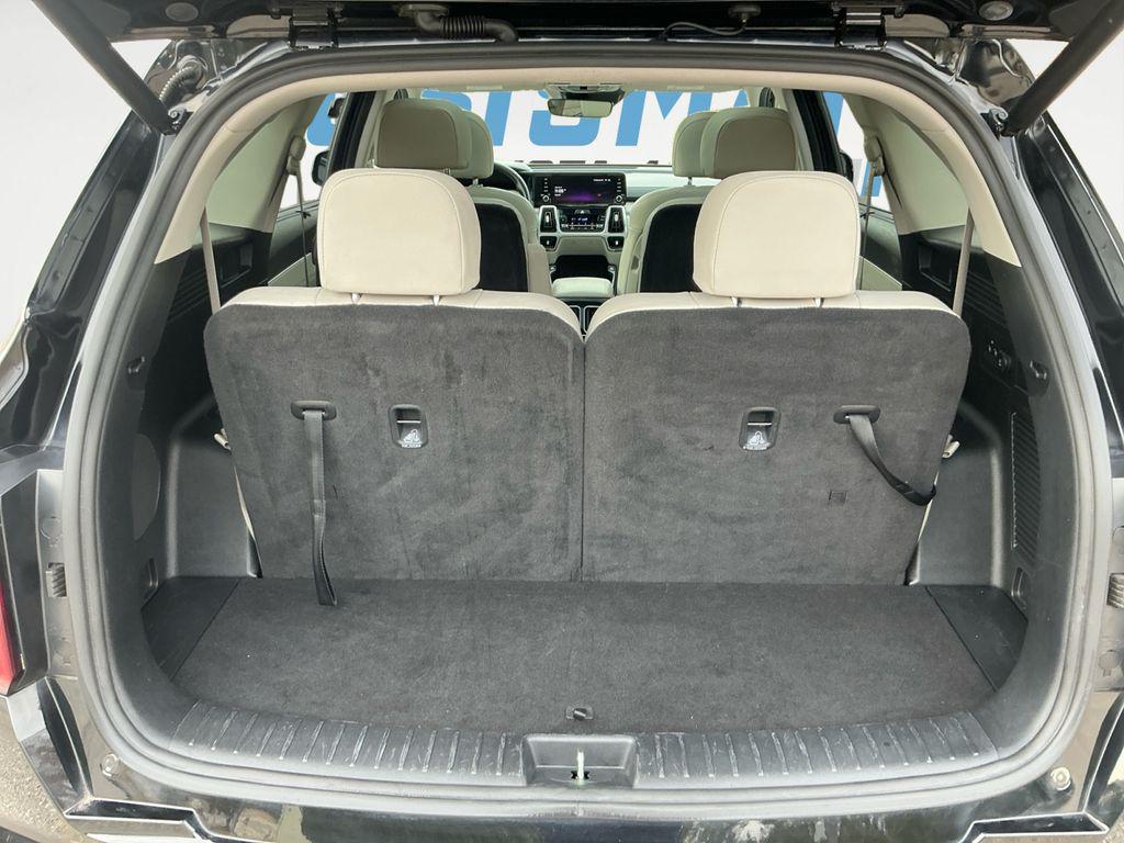 used 2023 Kia Sorento Hybrid car, priced at $27,500