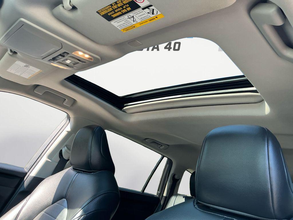 used 2021 Toyota Highlander car, priced at $31,244