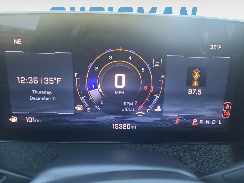 used 2024 Chevrolet Traverse car, priced at $32,000