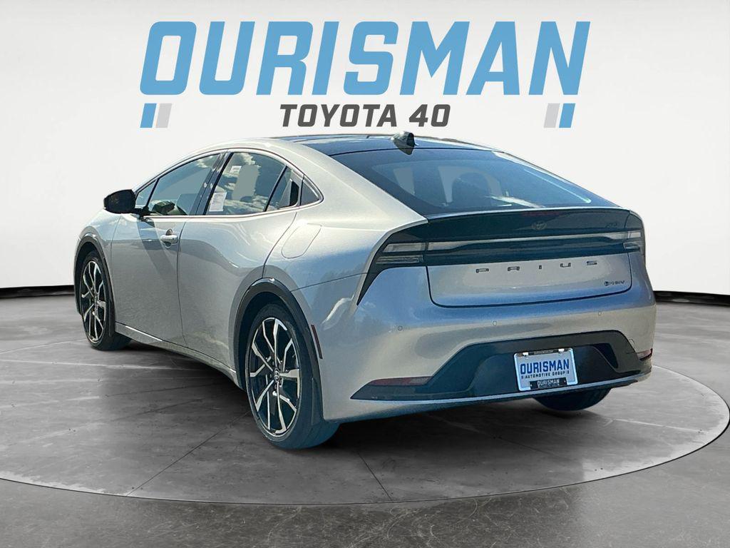 new 2026 Toyota Prius Plug-In Hybrid car, priced at $39,699