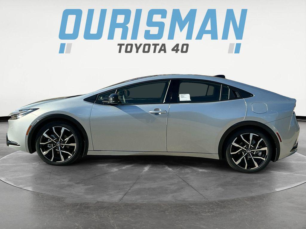 new 2026 Toyota Prius Plug-In Hybrid car, priced at $39,699