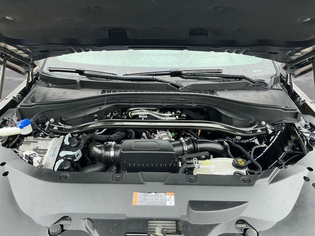 used 2025 Lincoln Aviator car