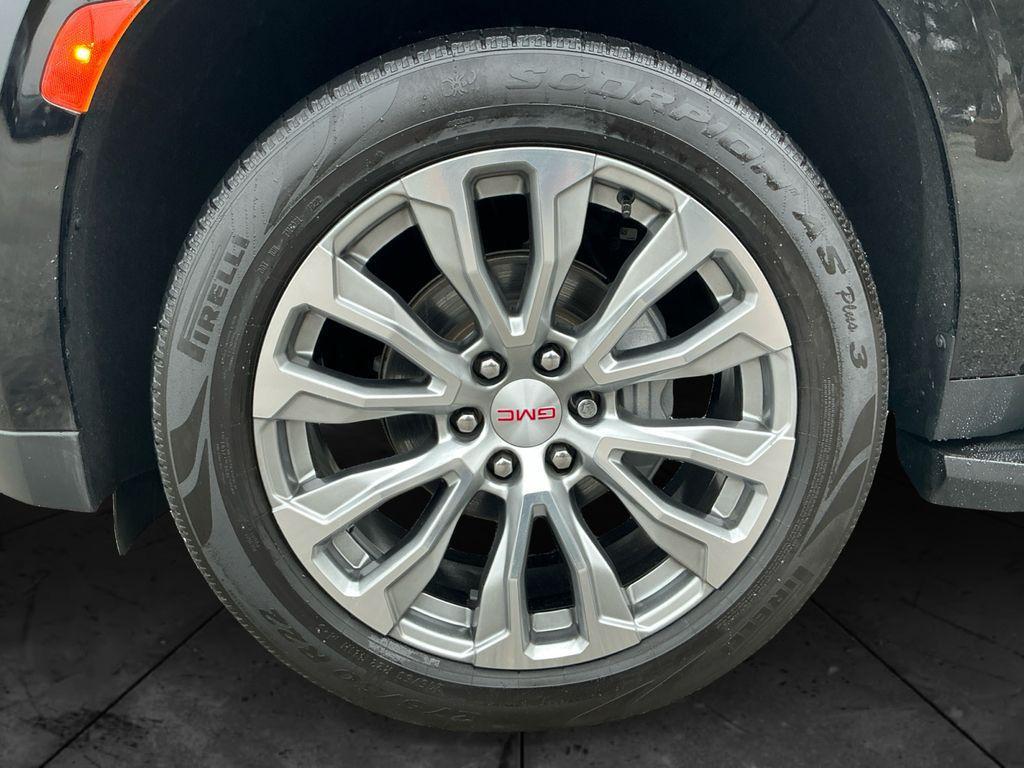 used 2021 GMC Yukon XL car, priced at $47,000