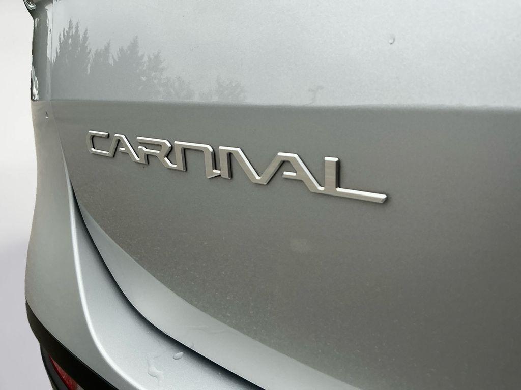 used 2023 Kia Carnival car, priced at $28,500