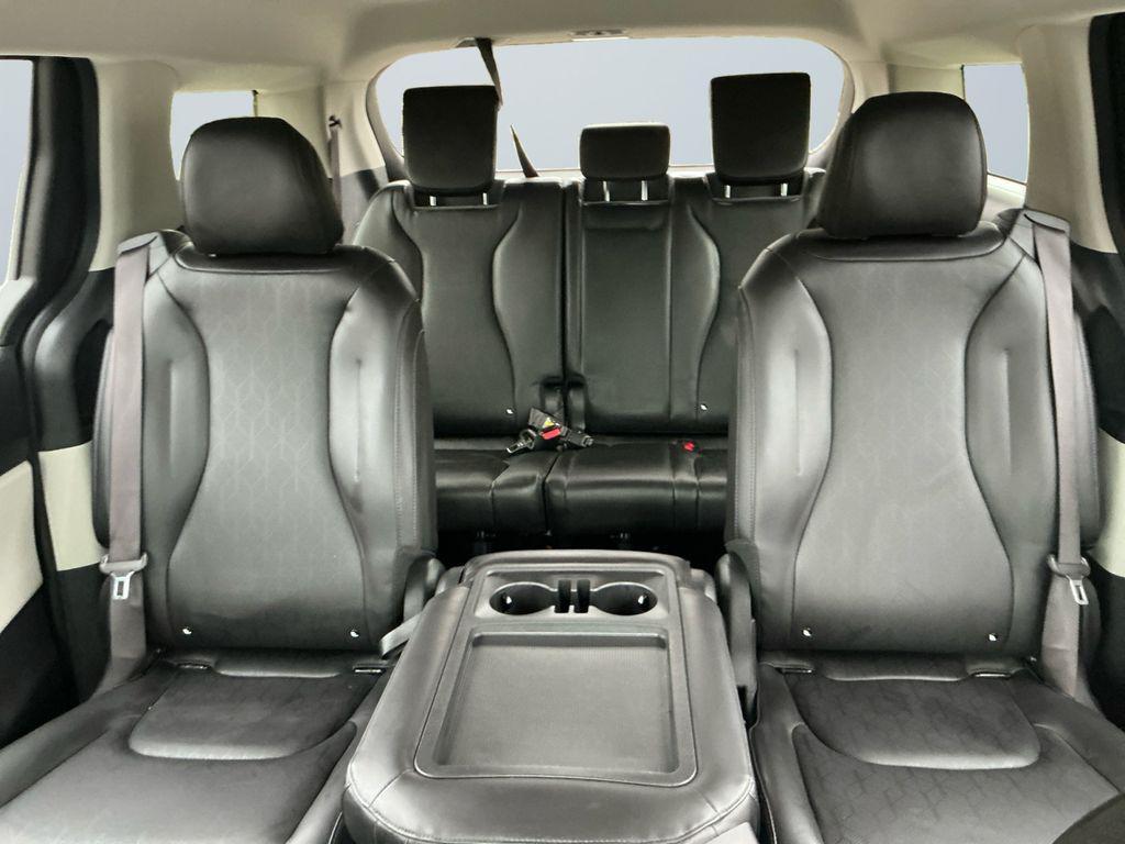 used 2023 Kia Carnival car, priced at $28,500