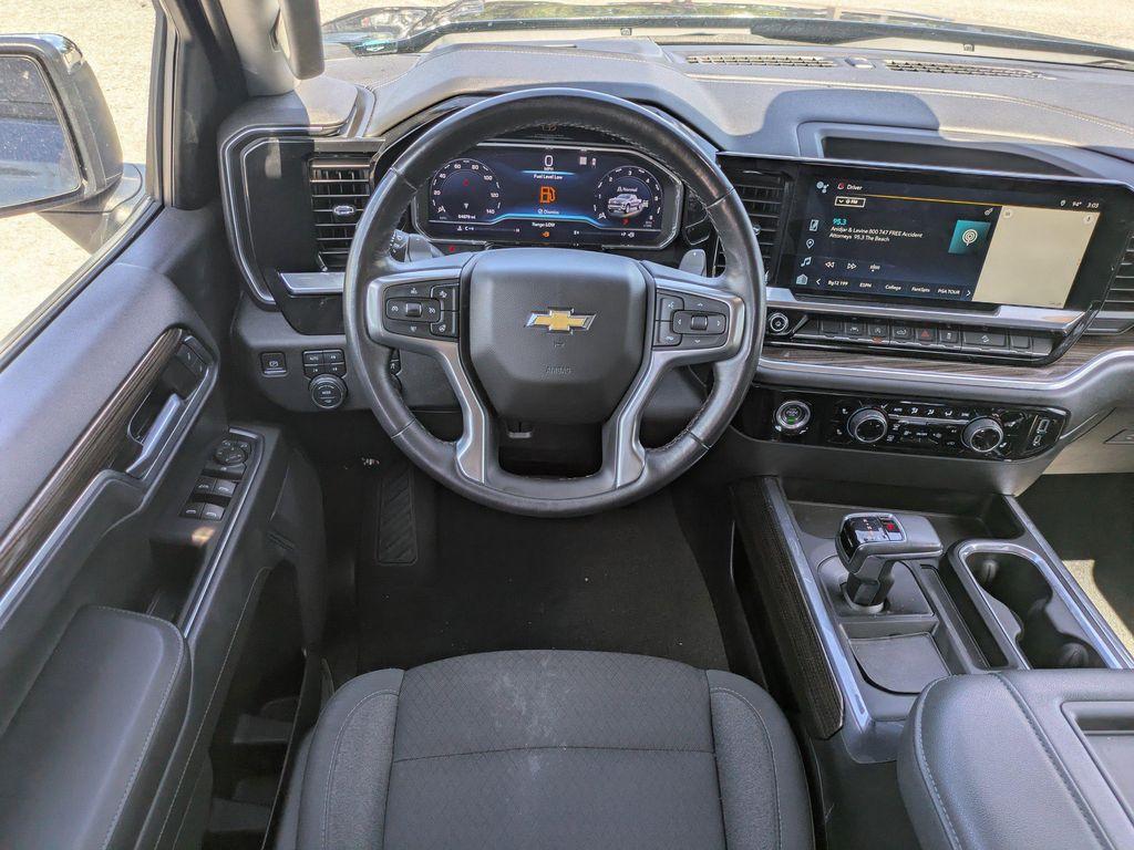 used 2022 Chevrolet Silverado 1500 car, priced at $34,584