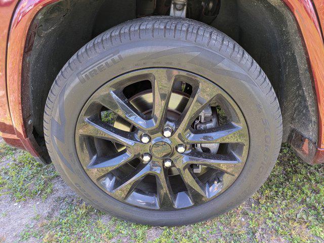 used 2021 Jeep Grand Cherokee car, priced at $16,684