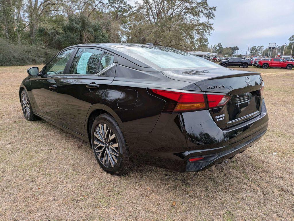used 2023 Nissan Altima car, priced at $18,684