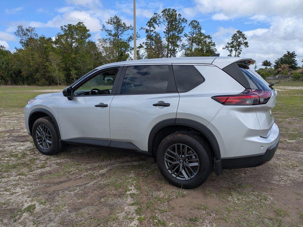 used 2025 Nissan Rogue car, priced at $21,084