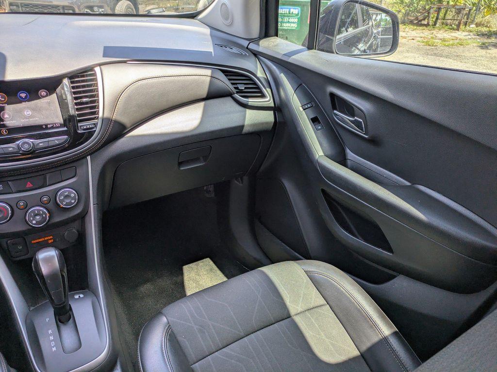 used 2022 Chevrolet Trax car, priced at $14,536