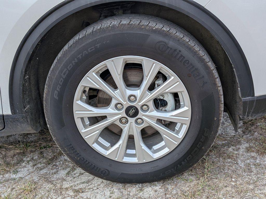 used 2023 Ford Escape car, priced at $21,084