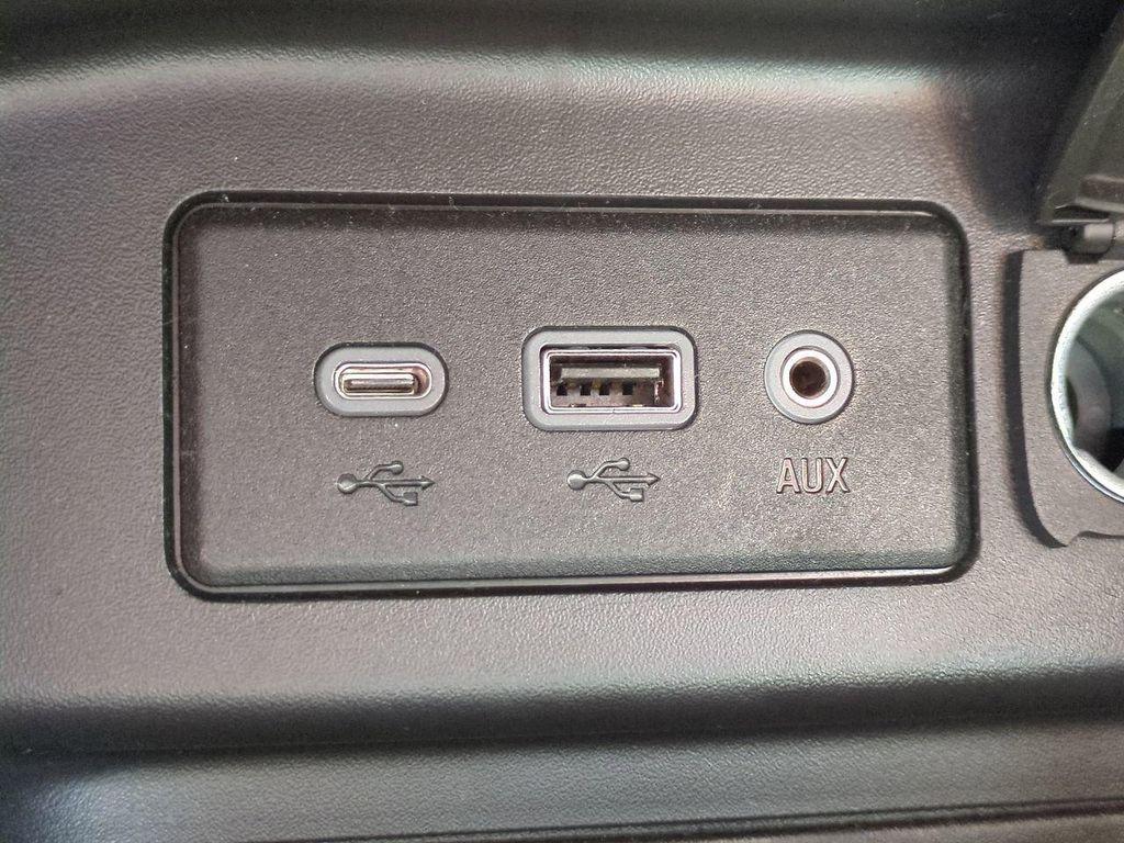 used 2024 Chevrolet Equinox car, priced at $21,484