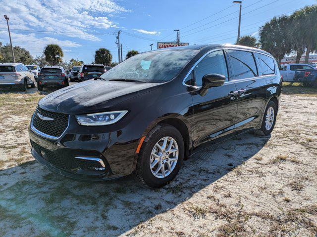 used 2024 Chrysler Pacifica car, priced at $24,384