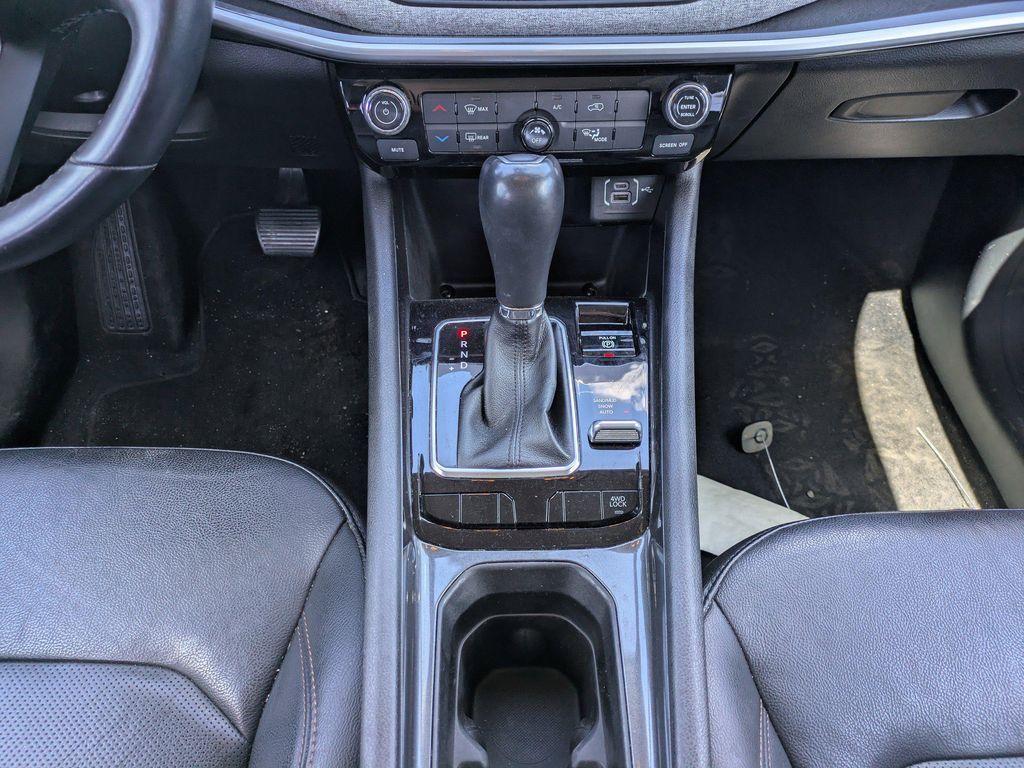 used 2022 Jeep Compass car, priced at $19,084