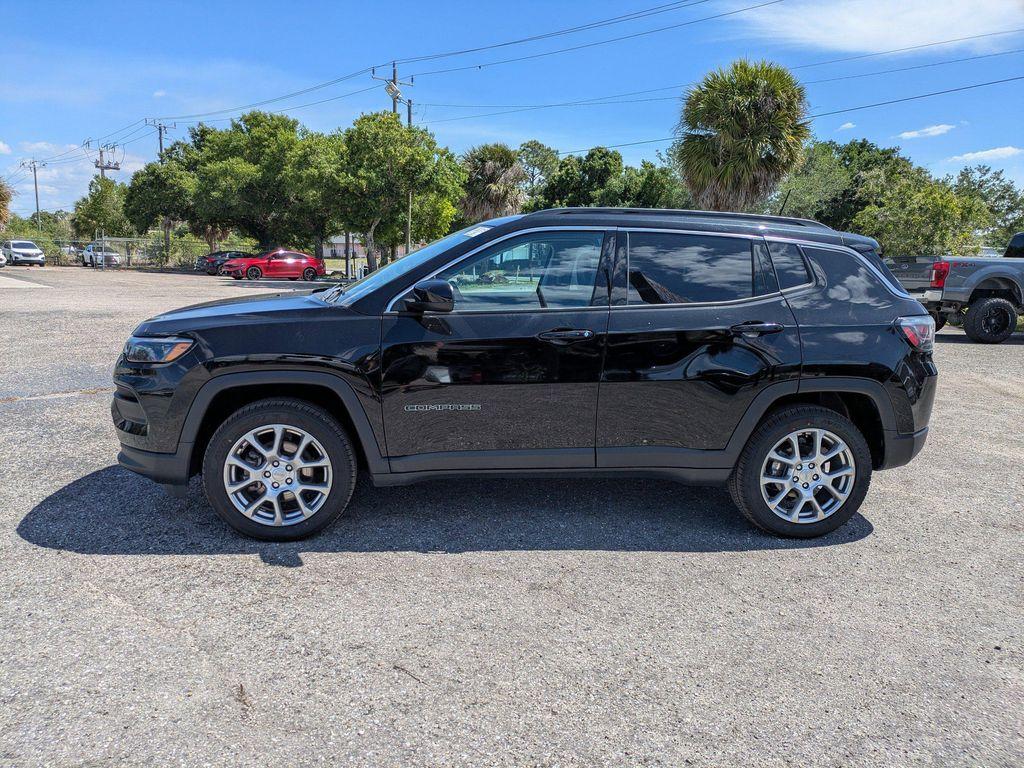 used 2022 Jeep Compass car, priced at $19,084
