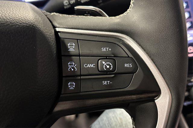 used 2023 Jeep Grand Cherokee car, priced at $29,995