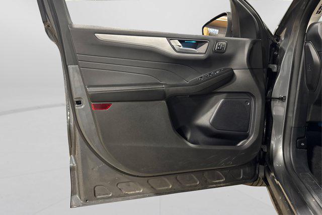 used 2024 Ford Escape car, priced at $25,250