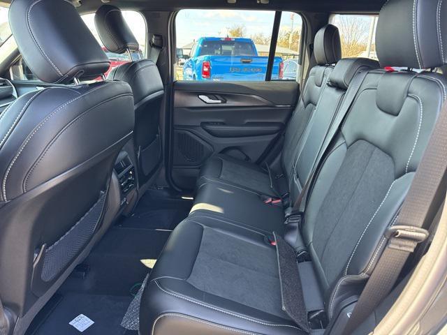 new 2025 Jeep Grand Cherokee car, priced at $34,430