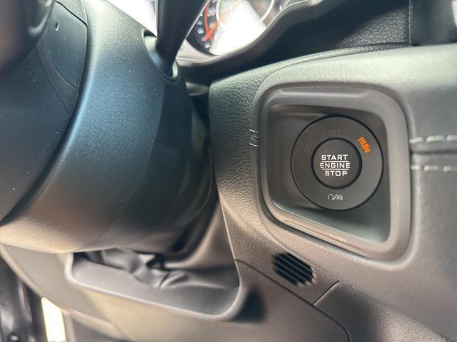 new 2025 Jeep Gladiator car, priced at $42,045