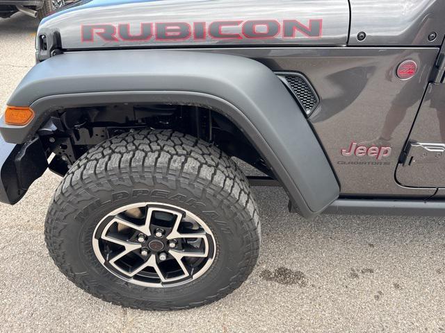 new 2025 Jeep Gladiator car, priced at $42,045