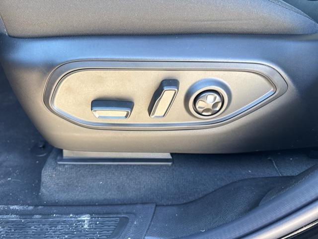 new 2025 Jeep Grand Cherokee L car, priced at $32,825