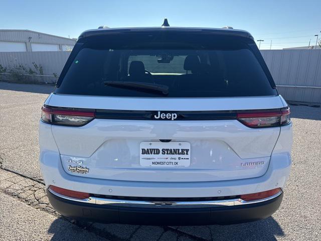 new 2025 Jeep Grand Cherokee car, priced at $30,730