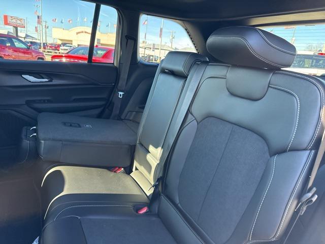 new 2025 Jeep Grand Cherokee car, priced at $35,930