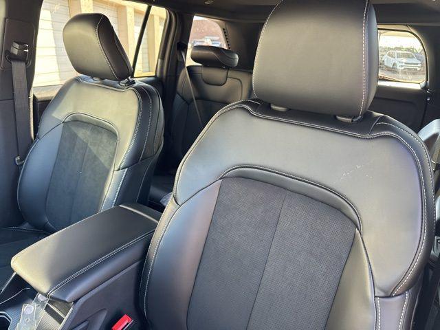 new 2026 Jeep Grand Cherokee car, priced at $38,189
