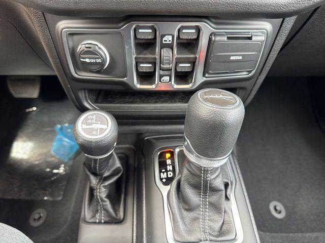 new 2026 Jeep Gladiator car, priced at $37,459