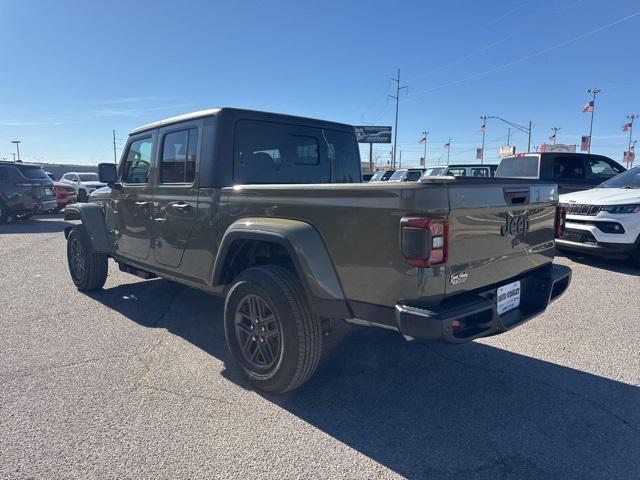 new 2026 Jeep Gladiator car, priced at $42,890