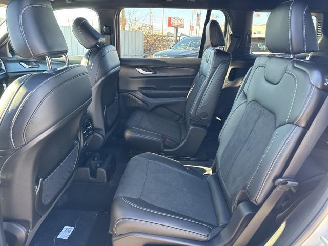 new 2025 Jeep Grand Cherokee L car, priced at $35,335