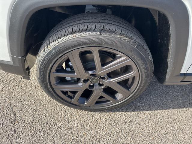 new 2026 Jeep Compass car, priced at $25,885