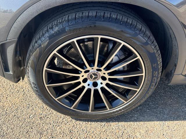 used 2020 Mercedes-Benz GLC 300 car, priced at $22,988