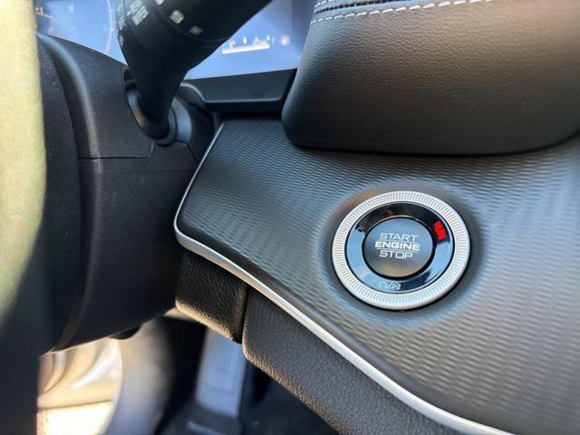 new 2025 Jeep Grand Cherokee car, priced at $30,425