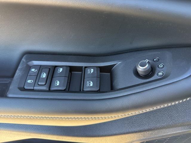 new 2025 Jeep Grand Cherokee car, priced at $30,425