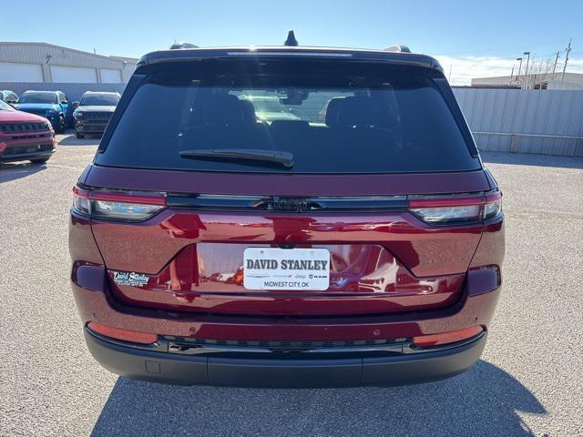 new 2025 Jeep Grand Cherokee car, priced at $33,030