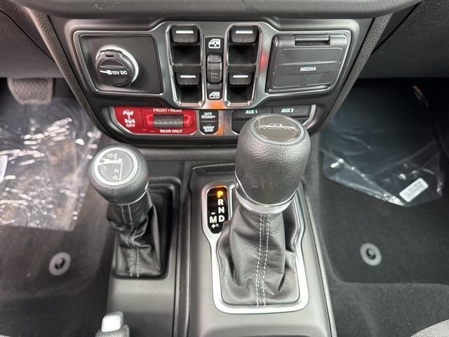 new 2025 Jeep Gladiator car, priced at $44,045