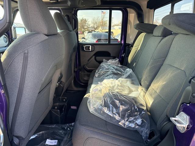 new 2026 Jeep Gladiator car, priced at $41,990