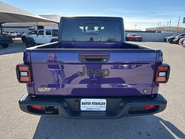 new 2026 Jeep Gladiator car, priced at $41,990