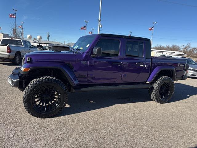 new 2026 Jeep Gladiator car, priced at $41,990
