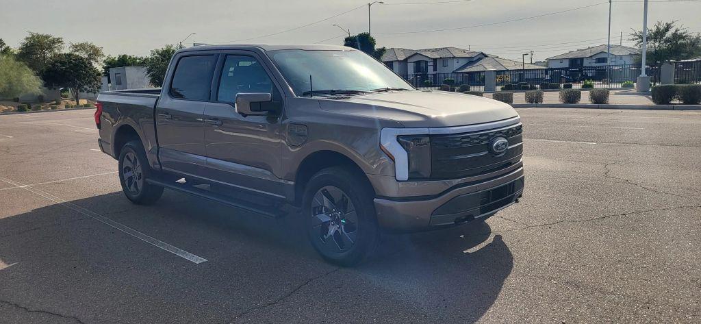used 2023 Ford F-150 Lightning car, priced at $32,900